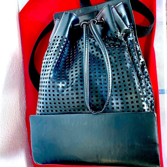 Zara shiny black leather caged cut out backpack purse. - Picture 8 of 11